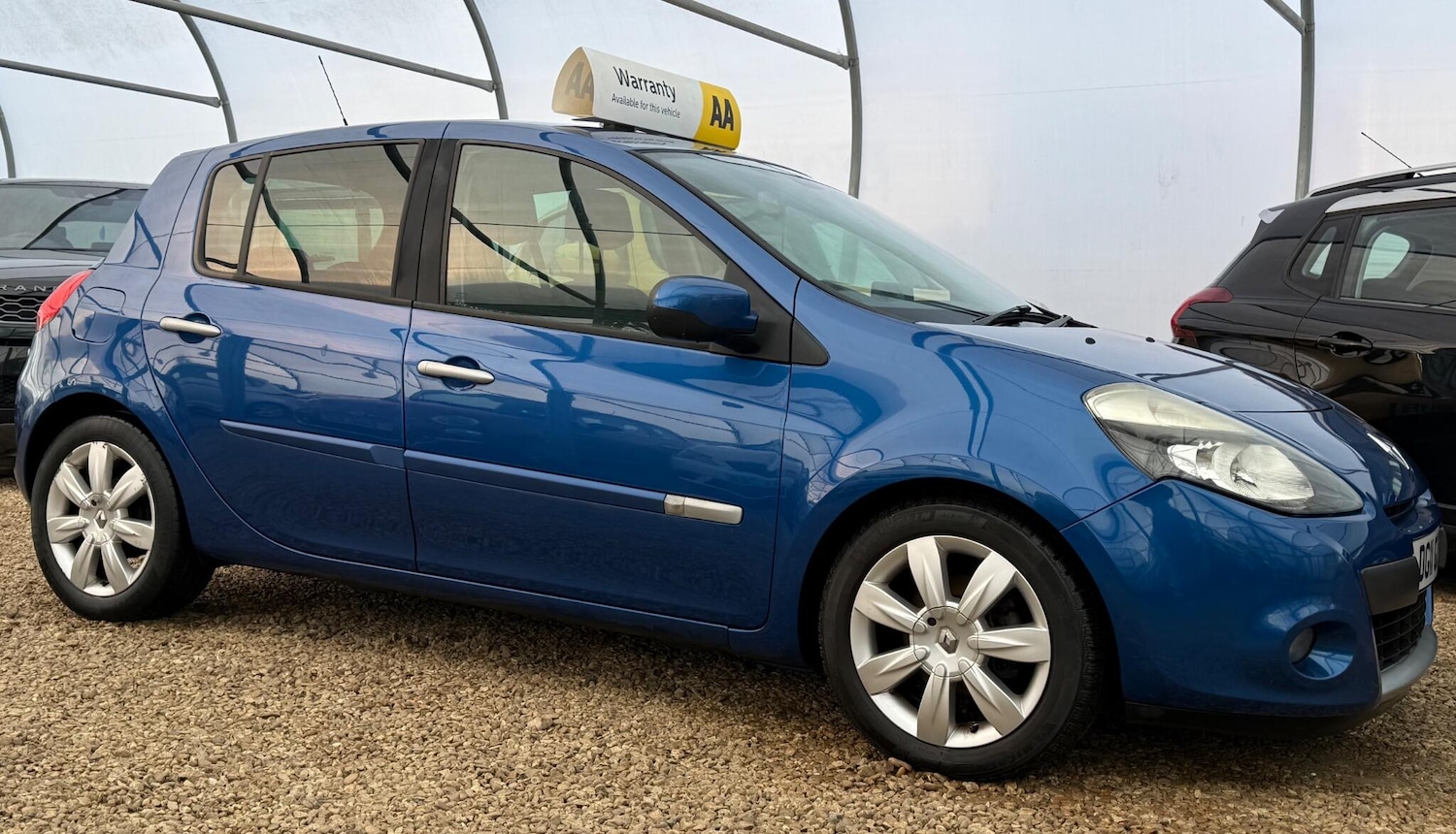 Used Renault Clio 2011 for sale - 76735237: Photo 33