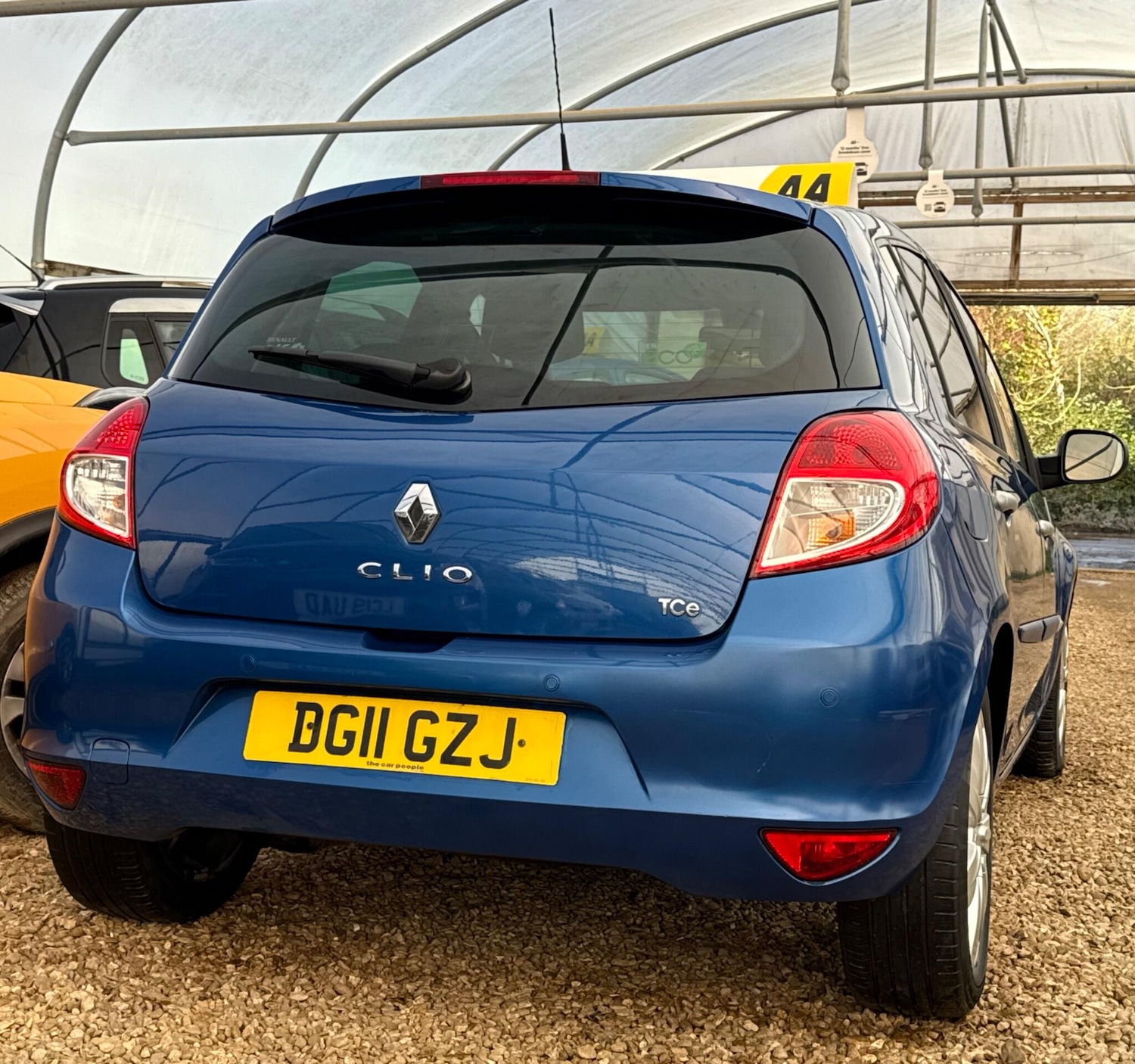 Used Renault Clio 2011 for sale - 76735237: Photo 39