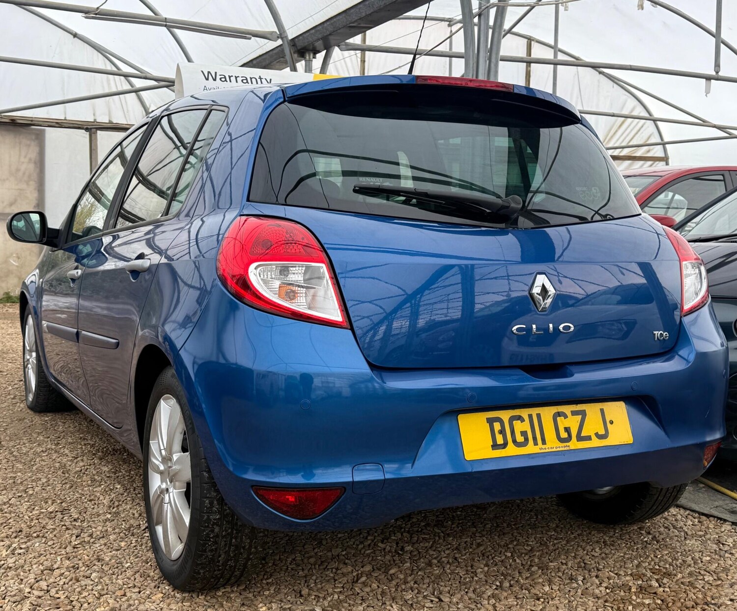 Used Renault Clio 2011 for sale - 76735237: Photo 41