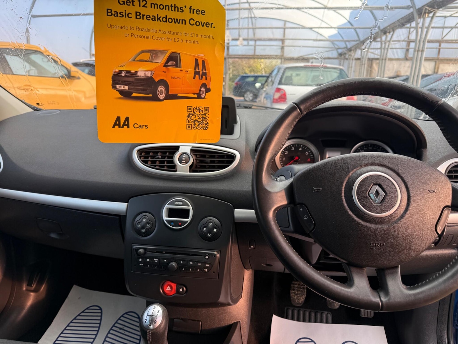 Used Renault Clio 2011 for sale - 76735237: Photo 52