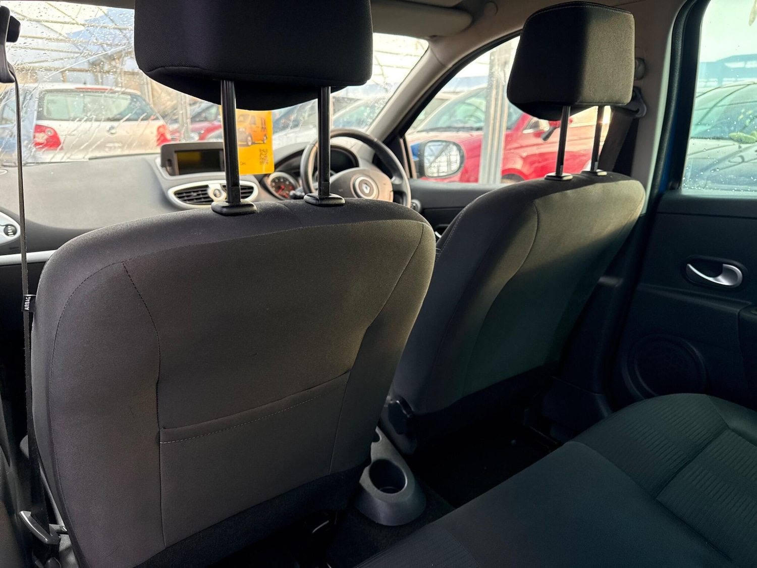 Used Renault Clio 2011 for sale - 76735237: Photo 69