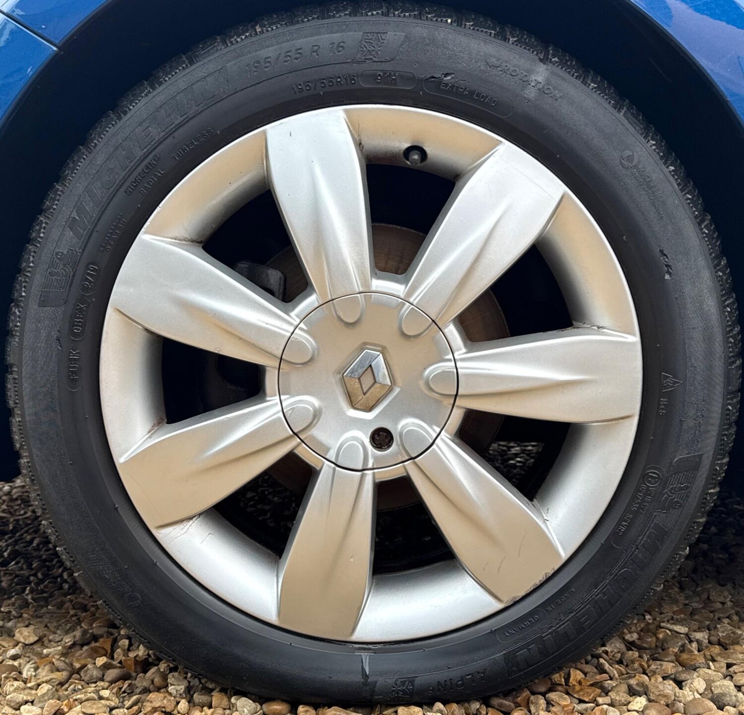 Used Renault Clio 2011 for sale - 76735237: Photo 88