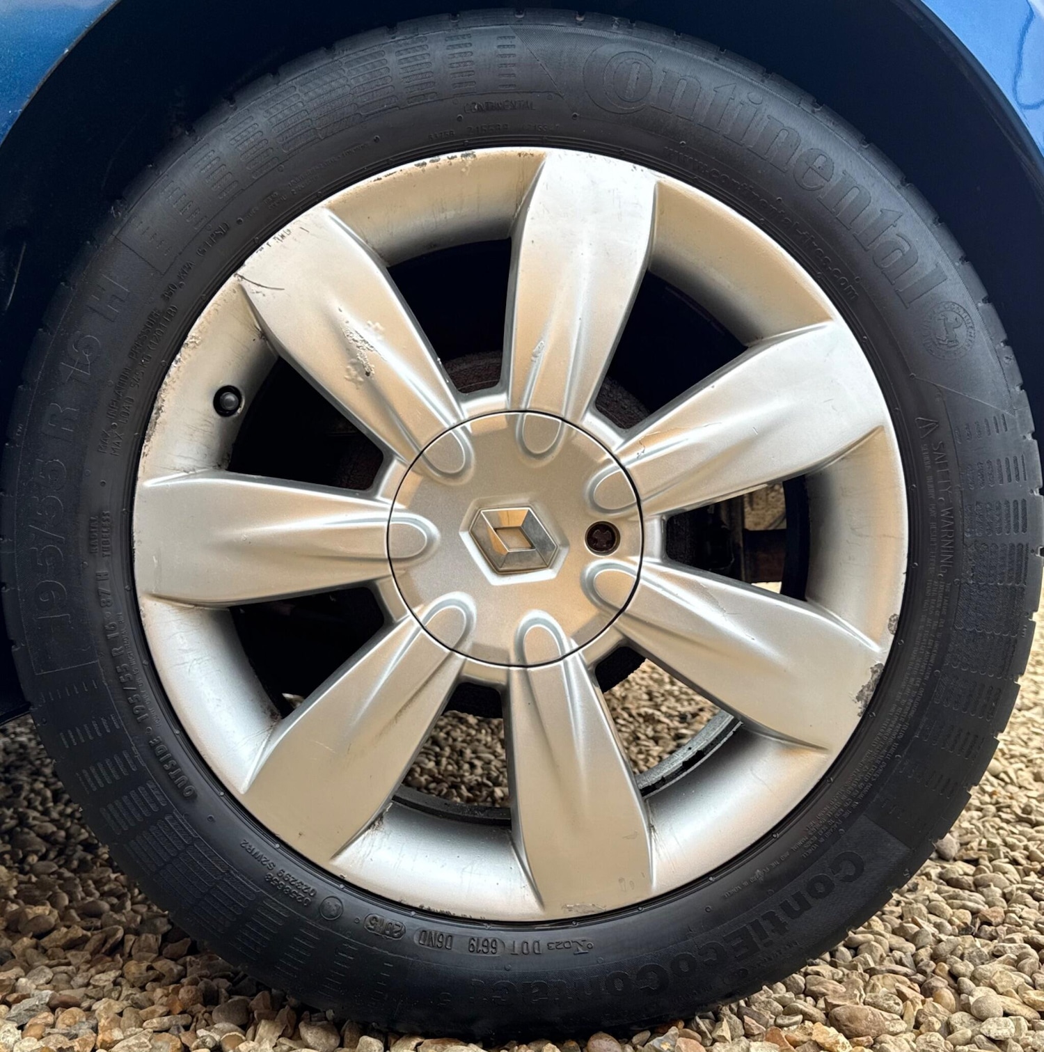 Used Renault Clio 2011 for sale - 76735237: Photo 89