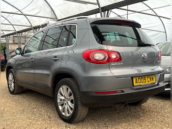 Used Volkswagen Tiguan 2009 for sale - 78689535: Photo