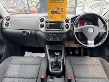 Used Volkswagen Tiguan 2009 for sale - 78689535: Photo