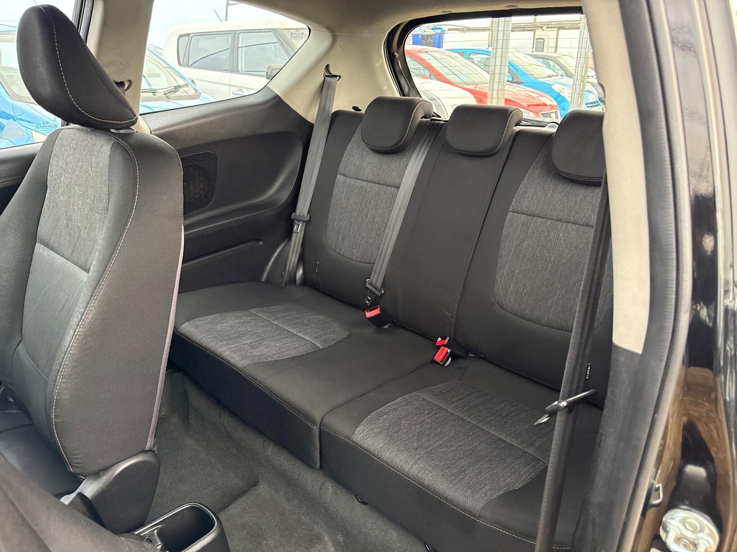 Used Kia Picanto 2012 for sale - 77768919: Photo 24