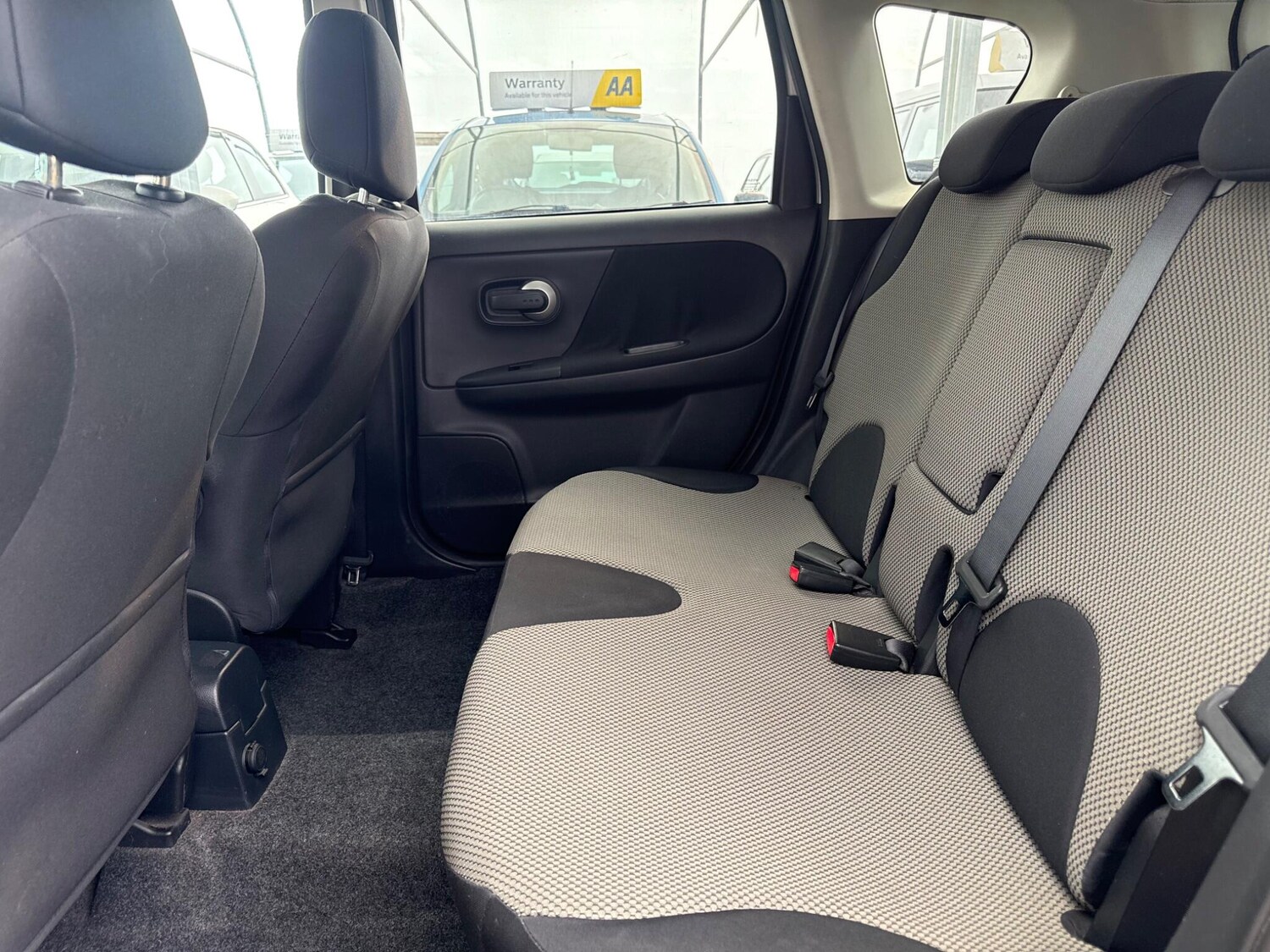 Used Nissan Note 2011 for sale - 77940371: Photo 25