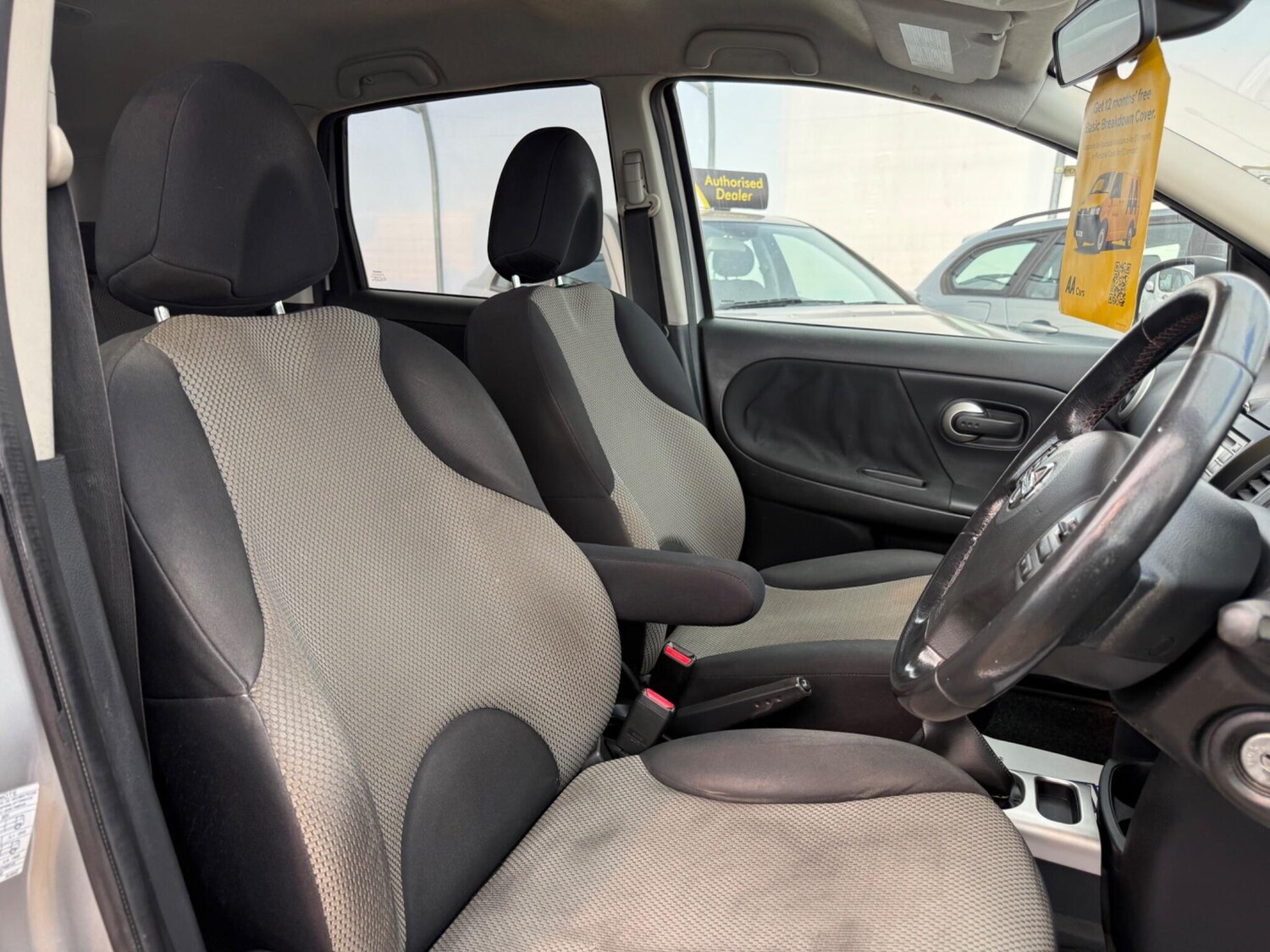 Used Nissan Note 2011 for sale - 77940371: Photo 44