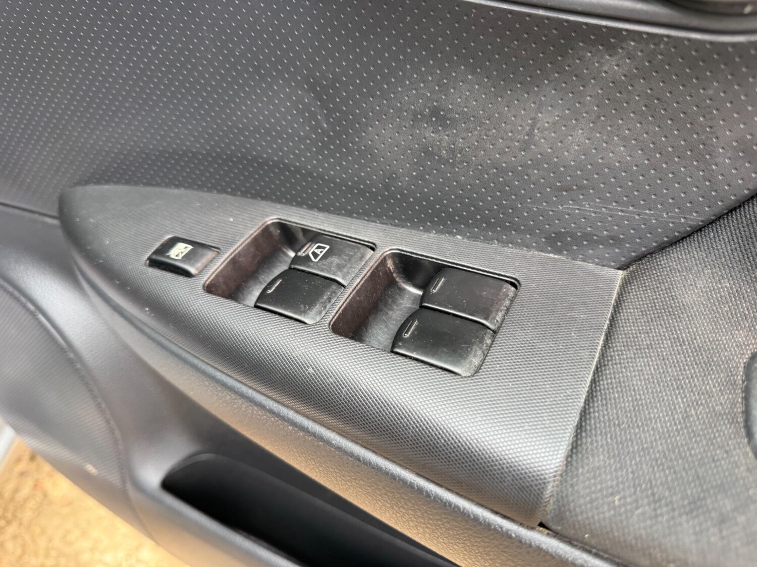 Used Nissan Note 2011 for sale - 77940371: Photo 59