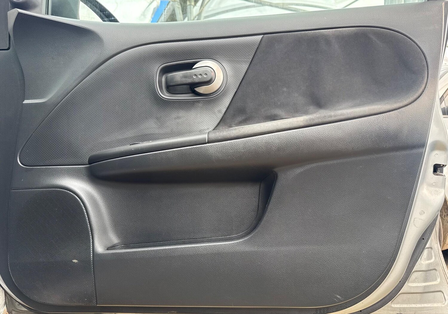 Used Nissan Note 2011 for sale - 77940371: Photo 60