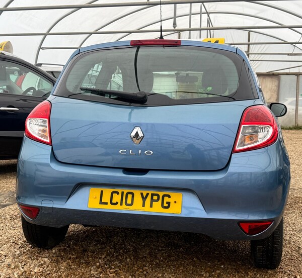 Used Renault Clio 2010 for sale - 76085292: Photo 35