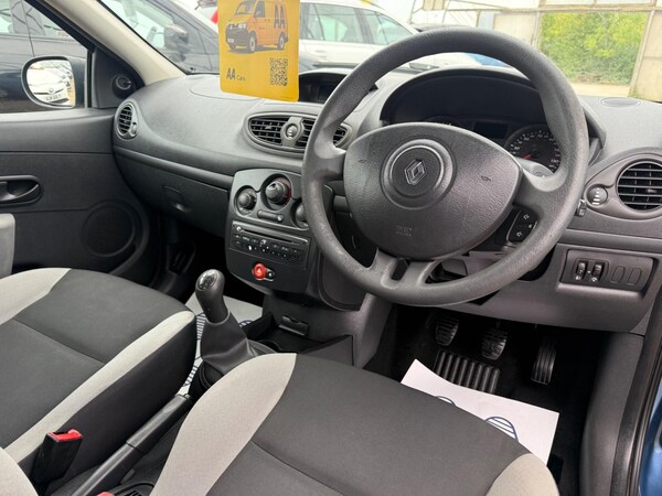 Used Renault Clio 2010 for sale - 76085292: Photo 45