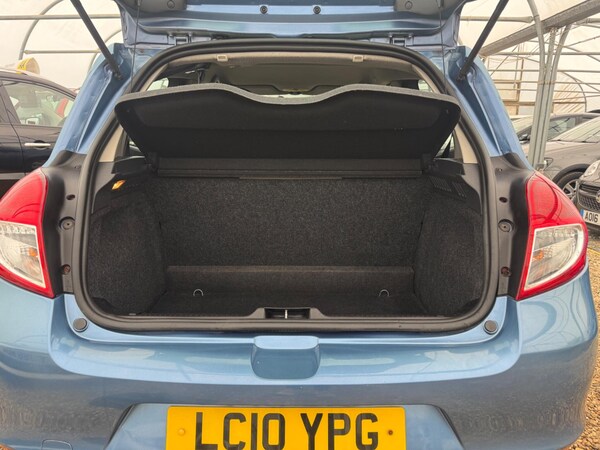 Used Renault Clio 2010 for sale - 76085292: Photo 54