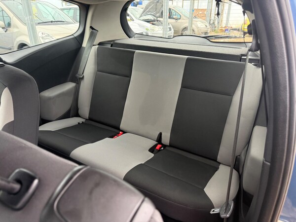 Used Renault Clio 2010 for sale - 76085292: Photo 57