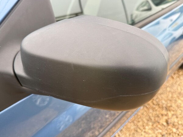Used Renault Clio 2010 for sale - 76085292: Photo 77