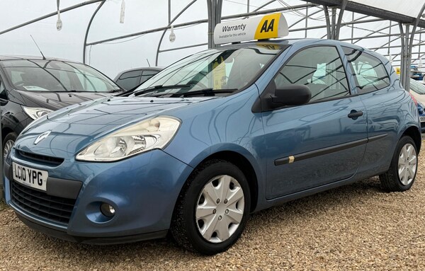 Used Renault Clio 2010 for sale - 76085292: Photo 9