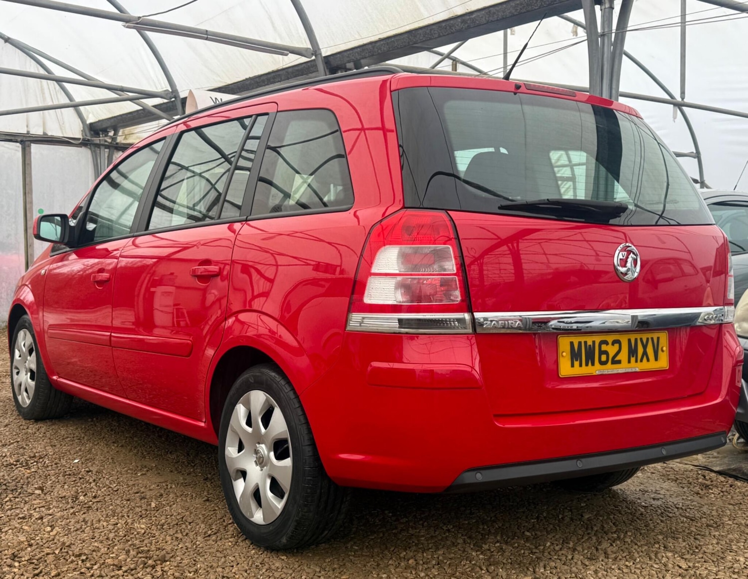 Used Vauxhall Zafira 2013 for sale - 77305446: Photo 2
