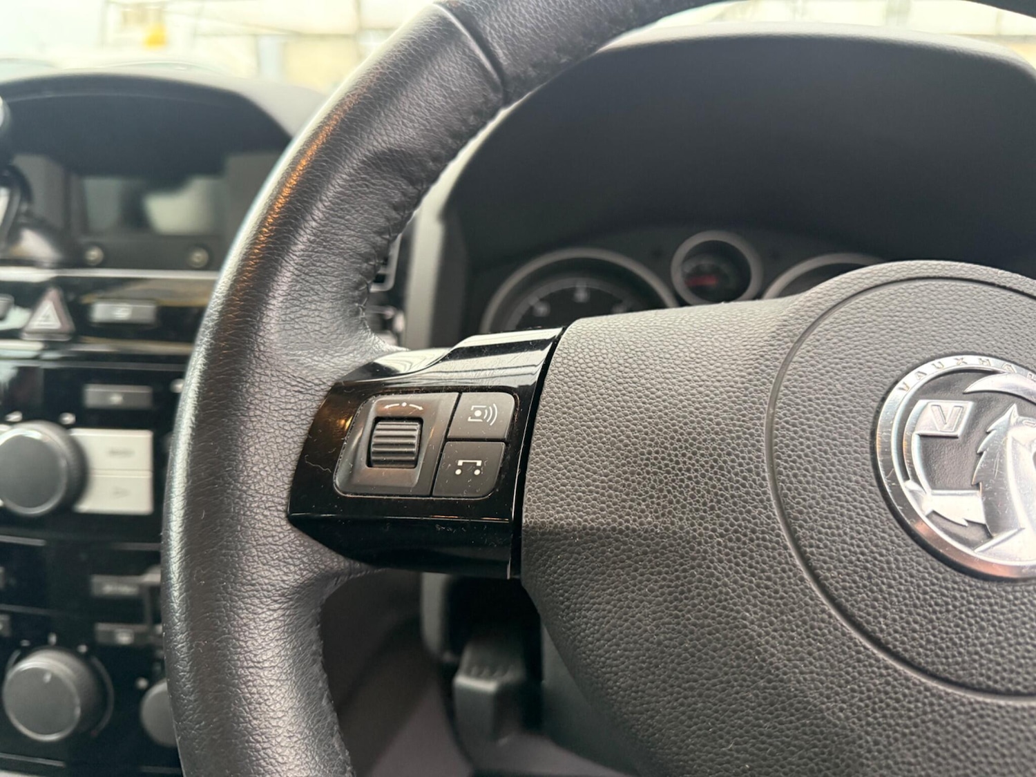 Used Vauxhall Zafira 2013 for sale - 77305446: Photo 64