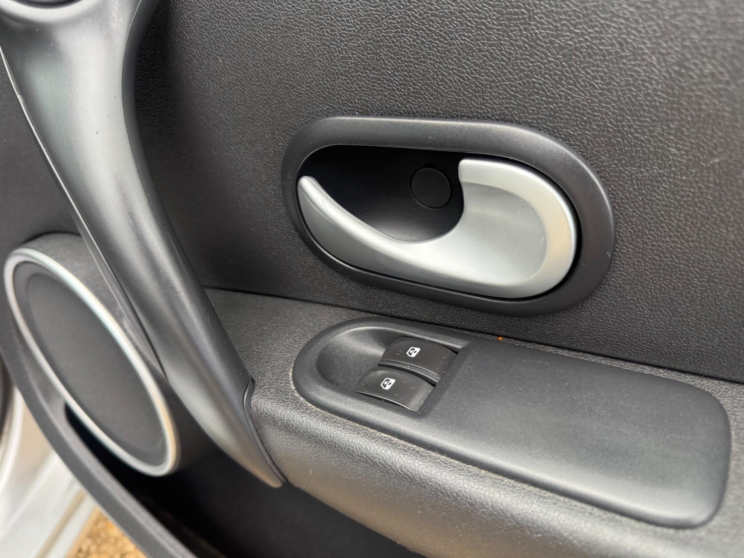 Used Renault Clio 2007 for sale - 78127368: Photo 65