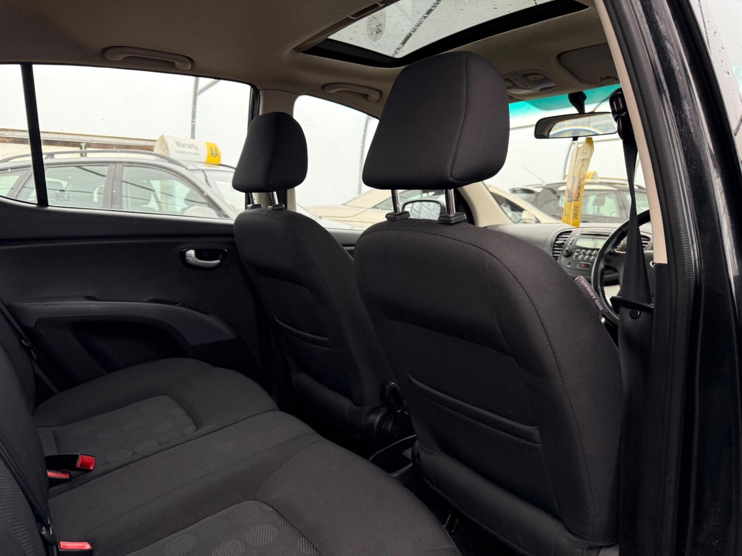 Used Hyundai i10 2009 for sale - 77330527: Photo 17