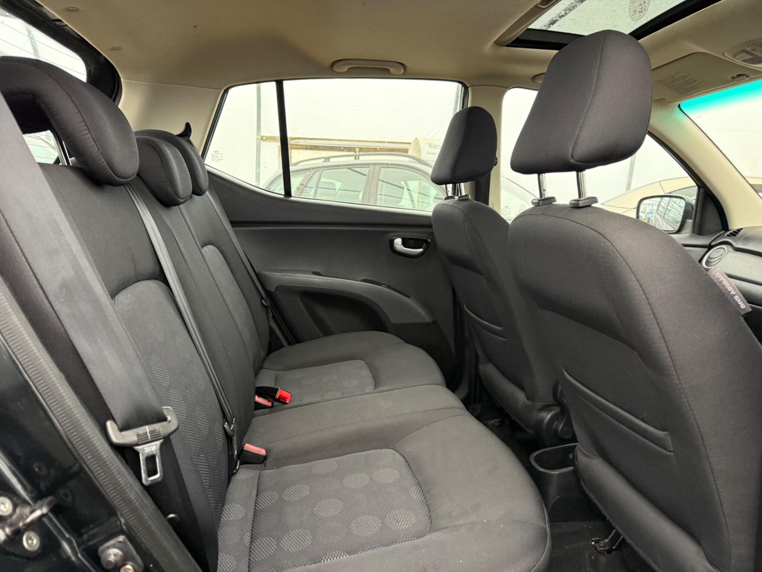 Used Hyundai i10 2009 for sale - 77330527: Photo 18