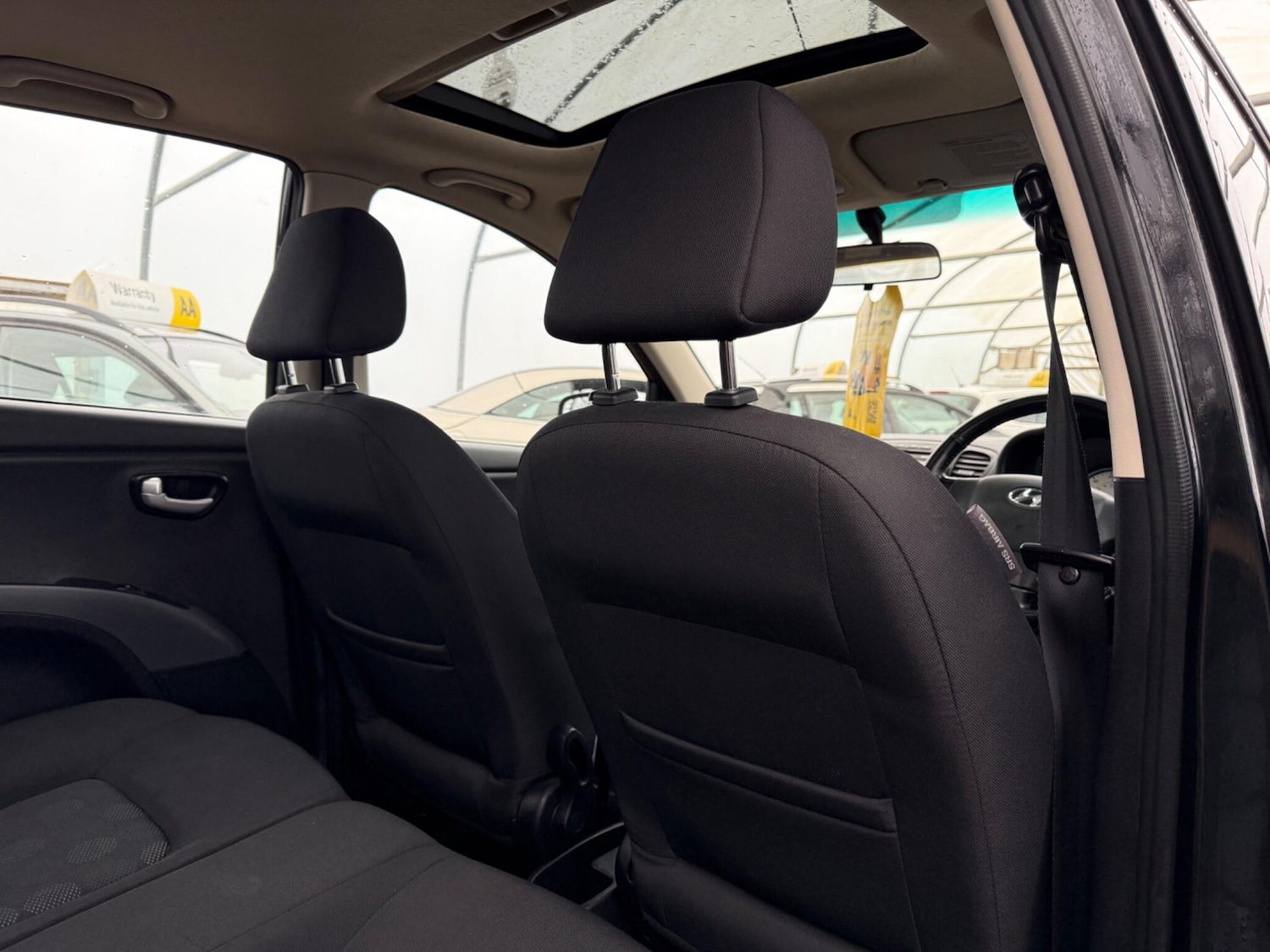 Used Hyundai i10 2009 for sale - 77330527: Photo 43