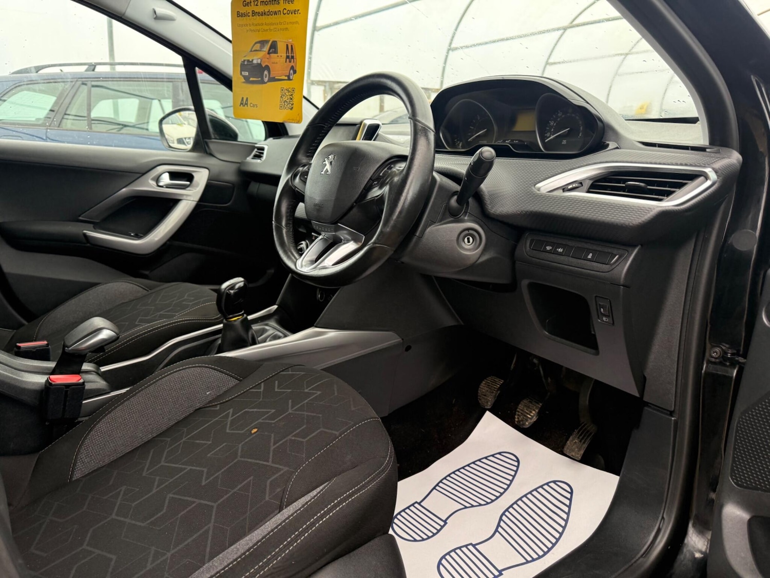 Used Peugeot 2008 2016 for sale - 76667509: Photo 13