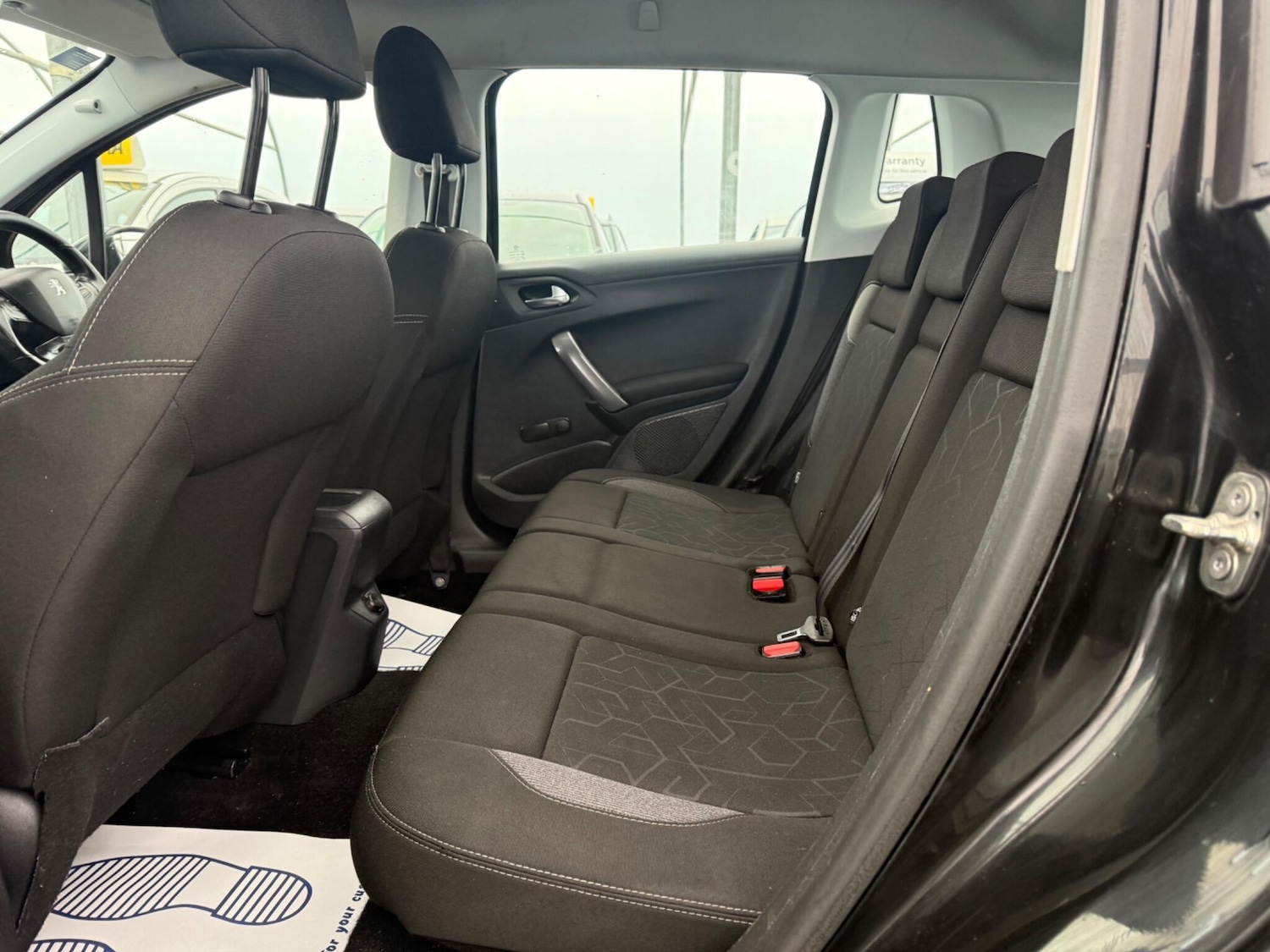 Used Peugeot 2008 2016 for sale - 76667509: Photo 25