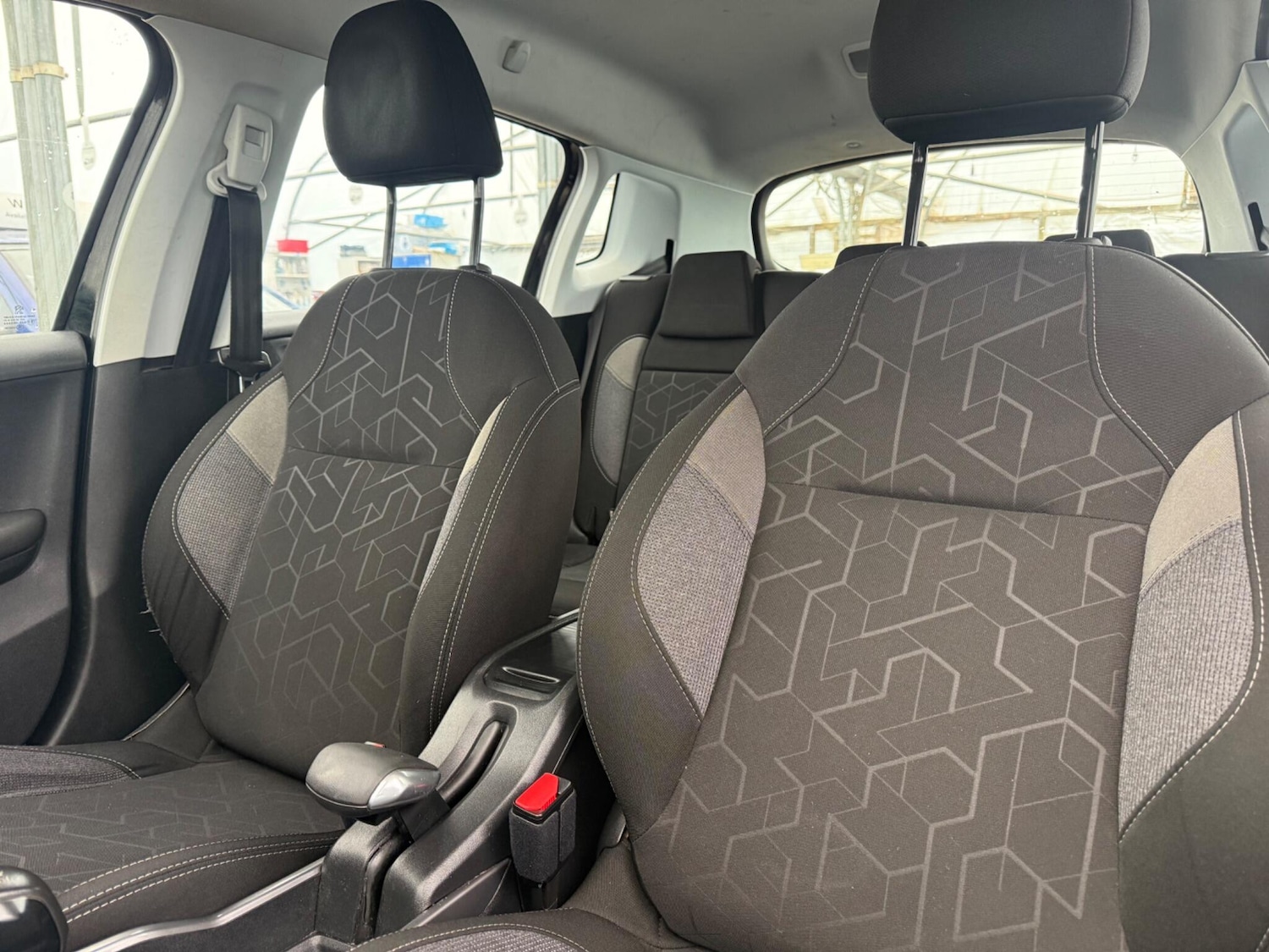 Used Peugeot 2008 2016 for sale - 76667509: Photo 27