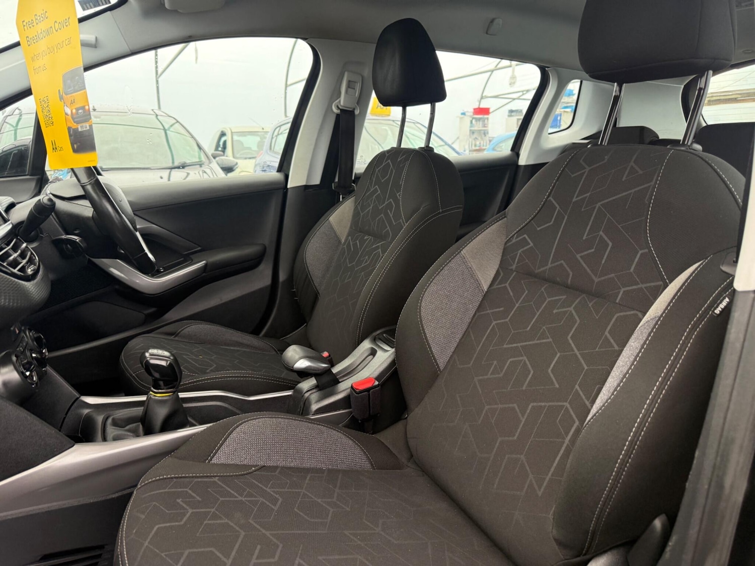 Used Peugeot 2008 2016 for sale - 76667509: Photo 28