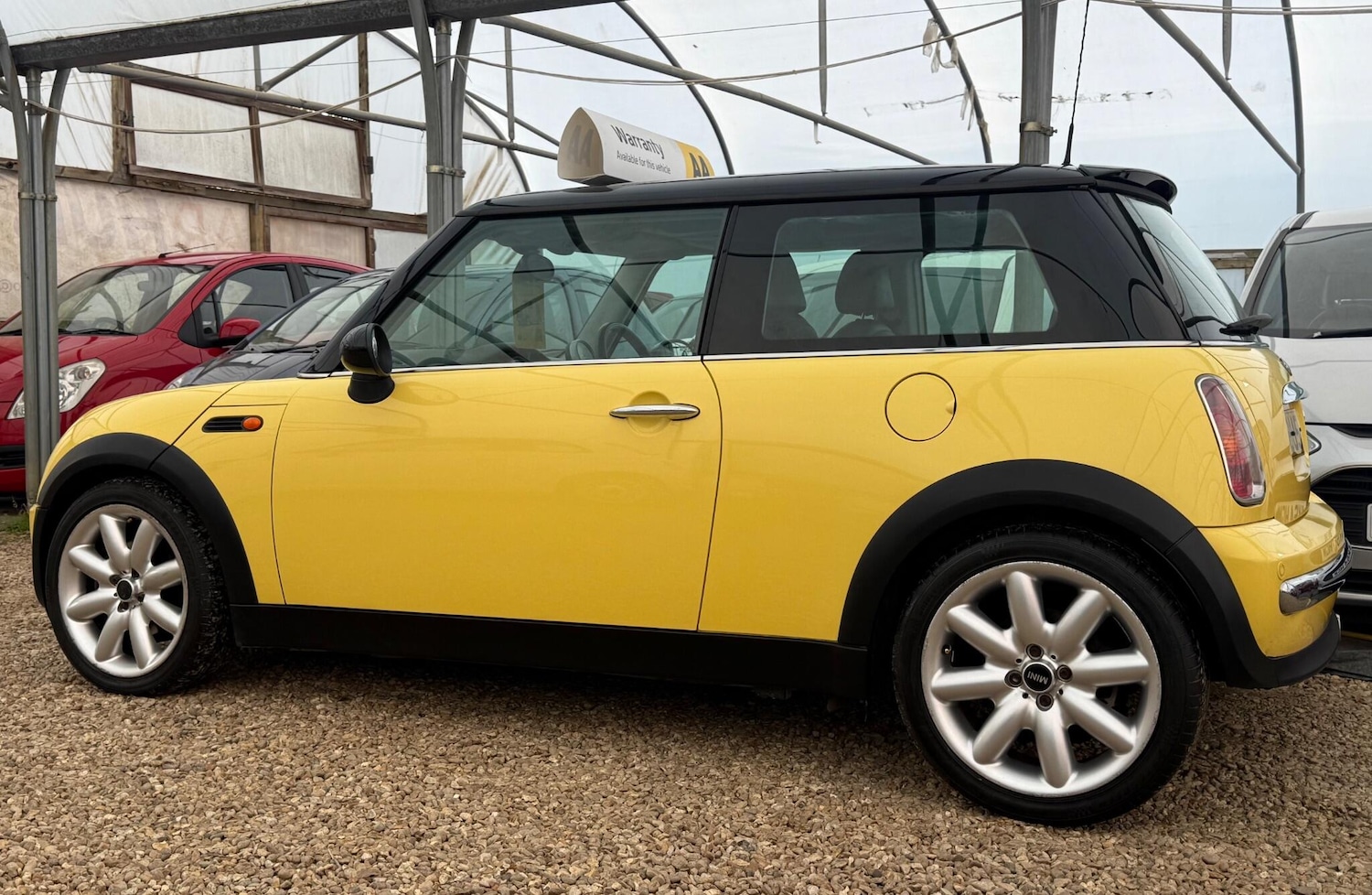 Used MINI Hatch 2002 for sale - 77229919: Photo 7