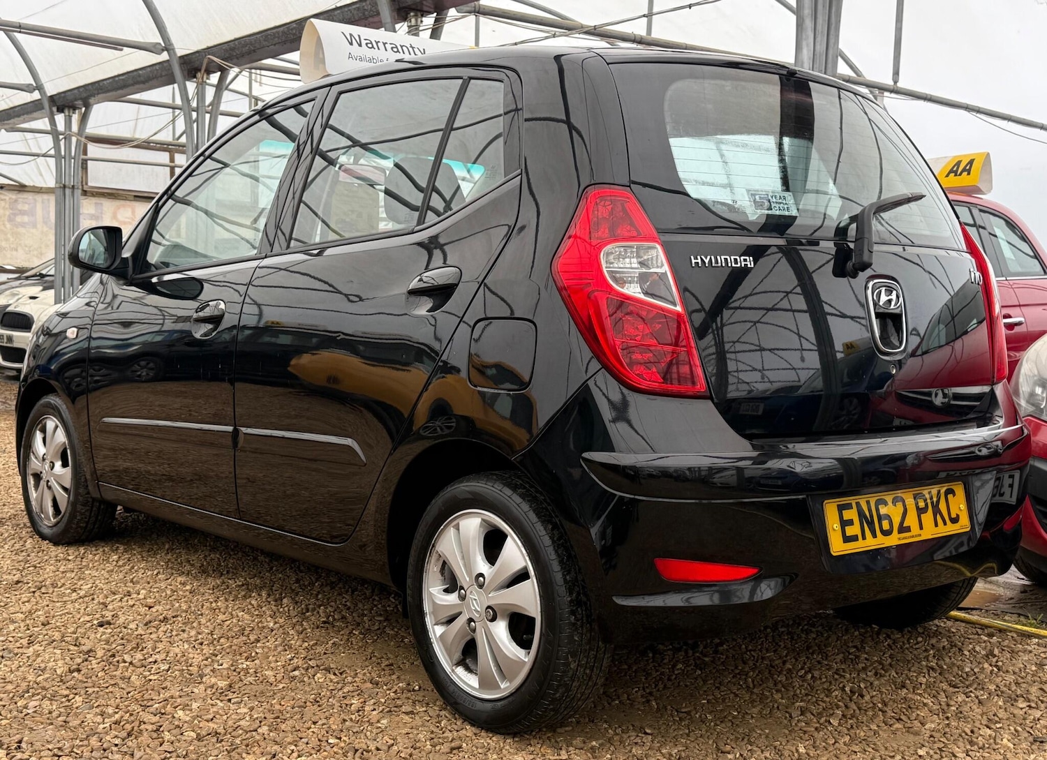 Used Hyundai i10 2013 for sale - 77097429: Photo 2