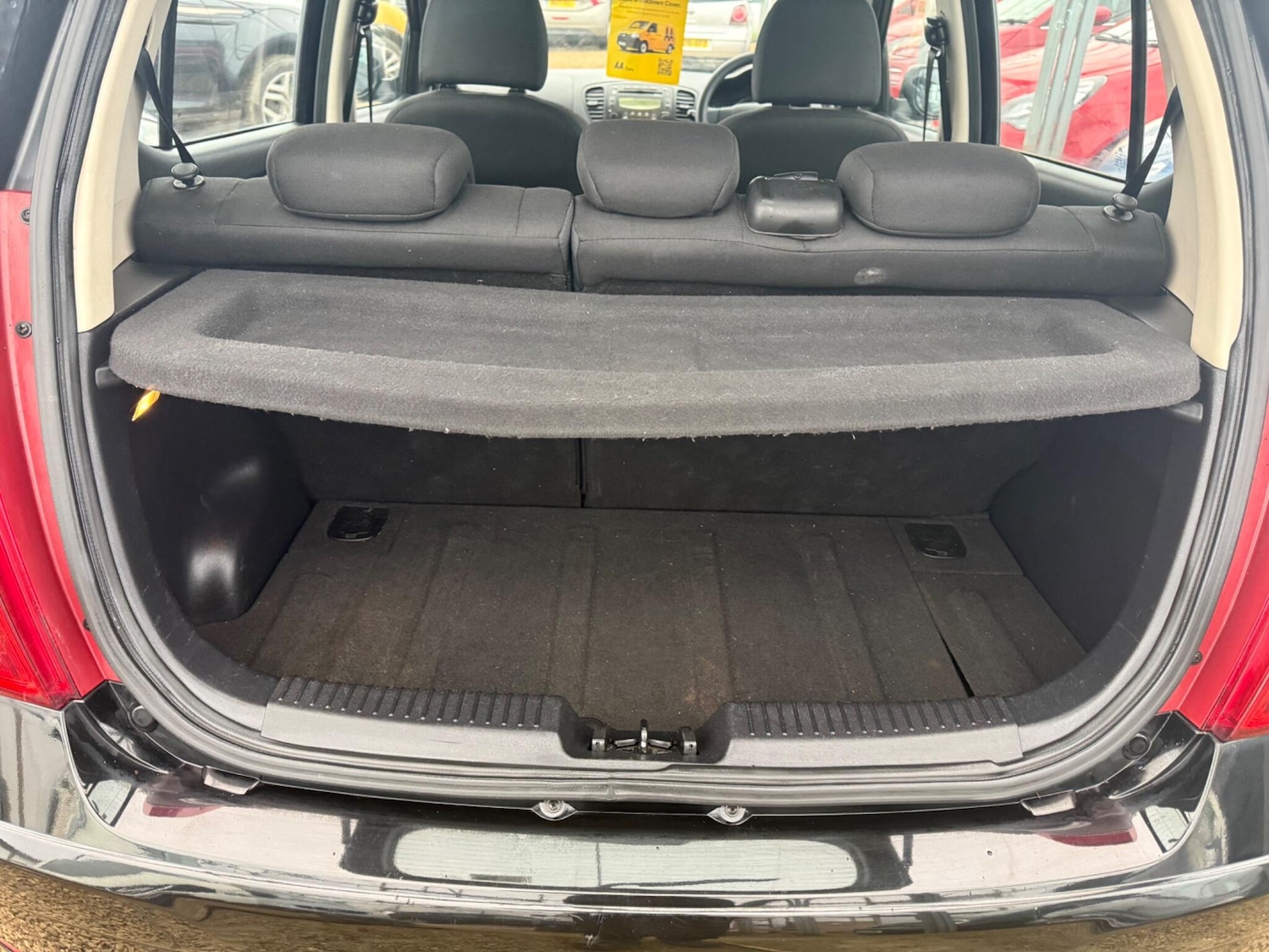 Used Hyundai i10 2013 for sale - 77097429: Photo 21