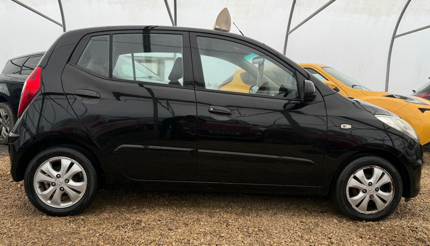 Used Hyundai i10 2013 for sale - 77097429: Photo 5