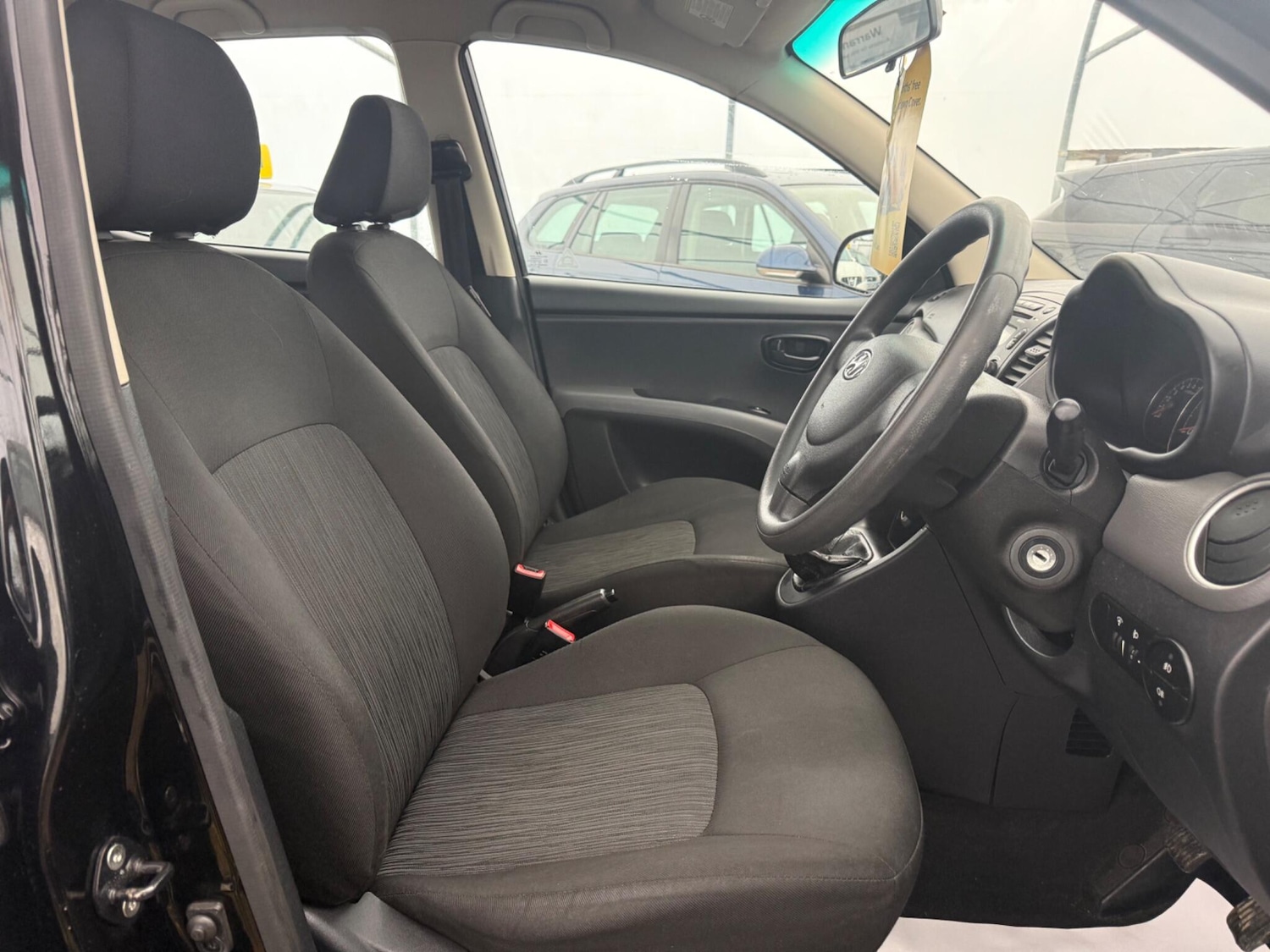 Used Hyundai i10 2013 for sale - 77097429: Photo 51