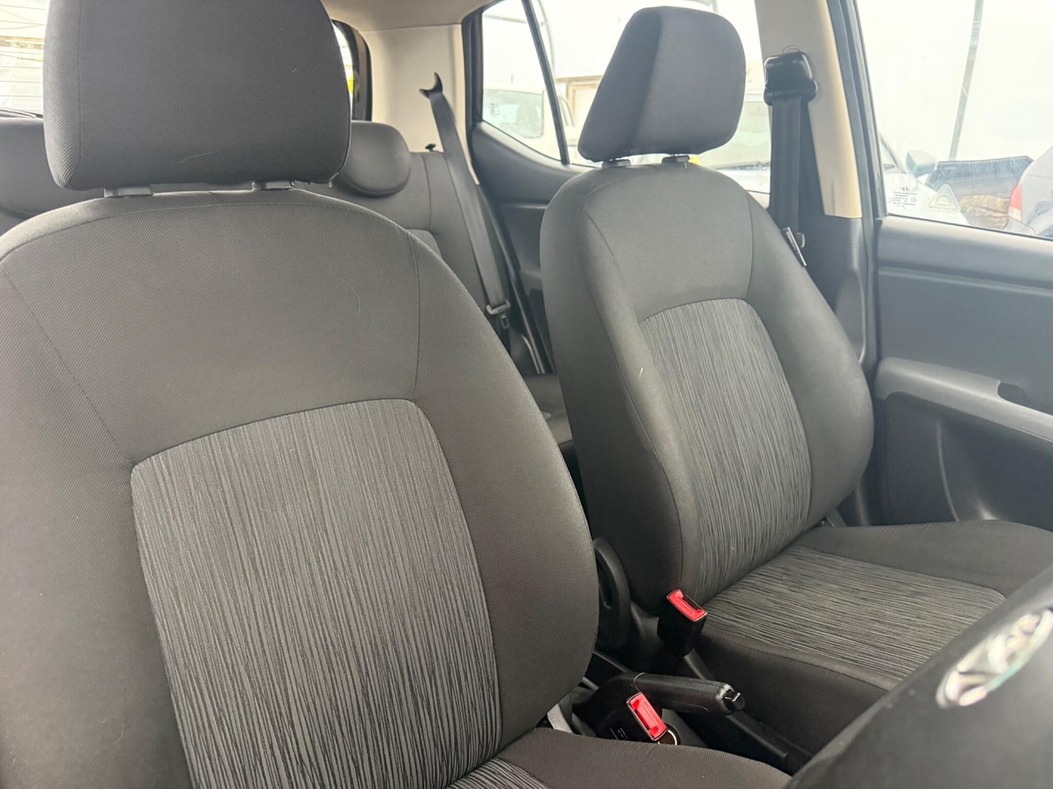 Used Hyundai i10 2013 for sale - 77097429: Photo 53