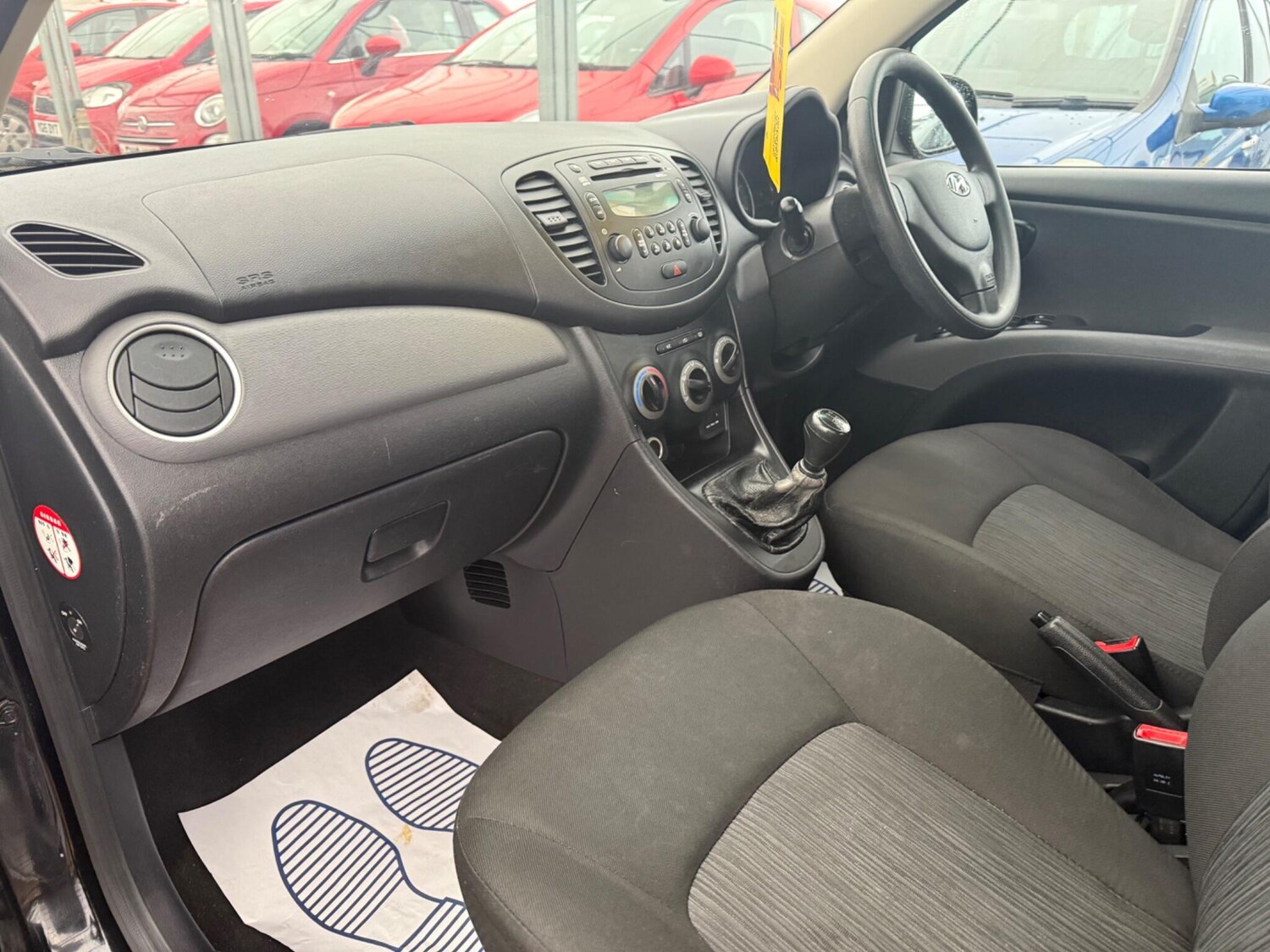 Used Hyundai i10 2013 for sale - 77097429: Photo 68
