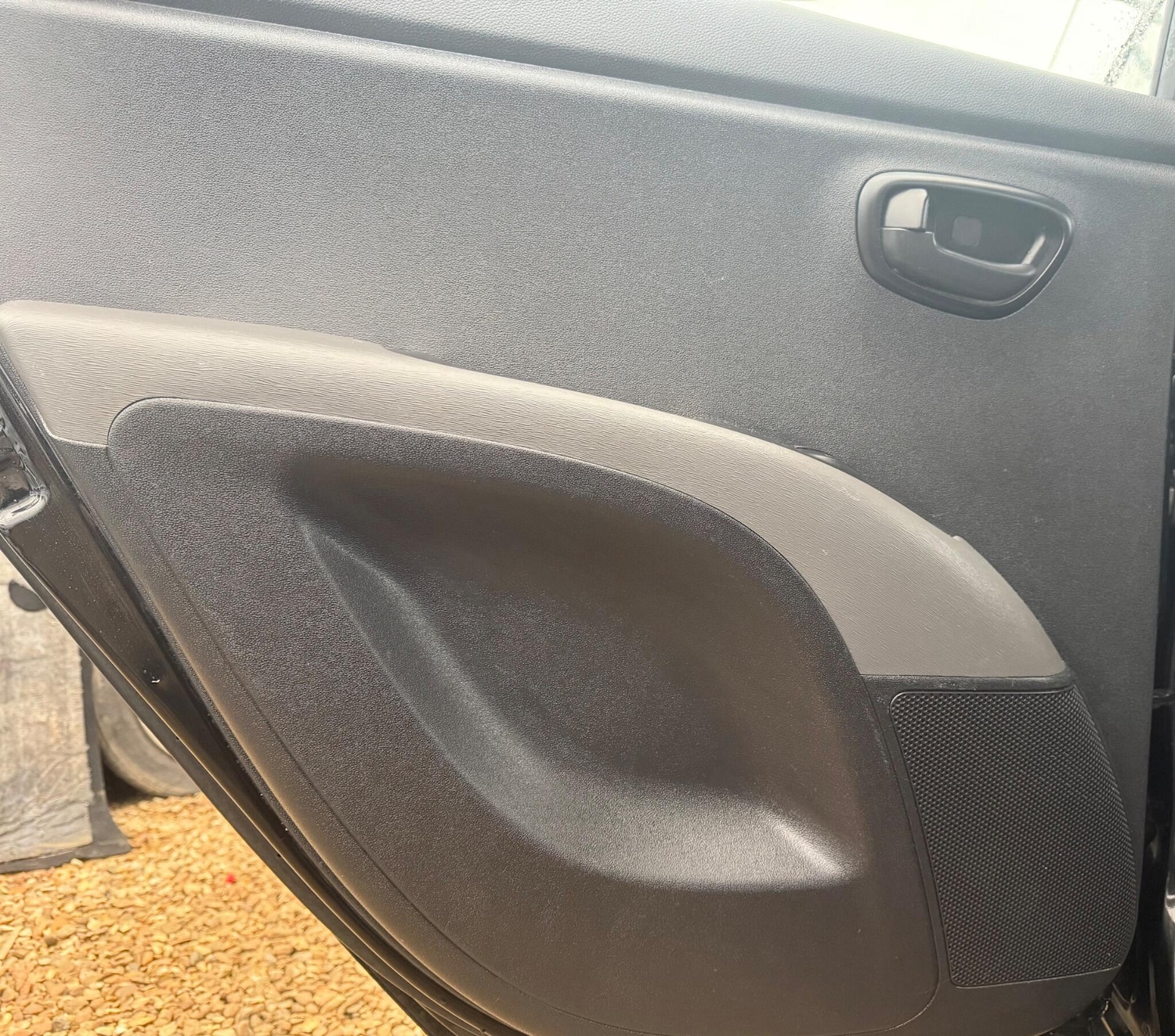 Used Hyundai i10 2013 for sale - 77097429: Photo 76