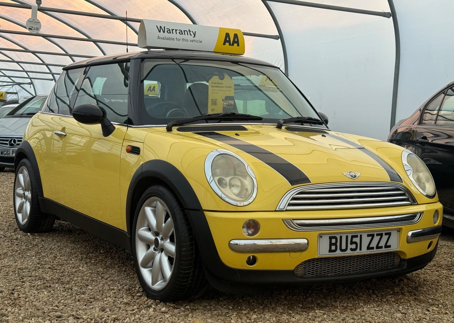 Used MINI Hatch 2002 for sale - 76398711: Photo 1