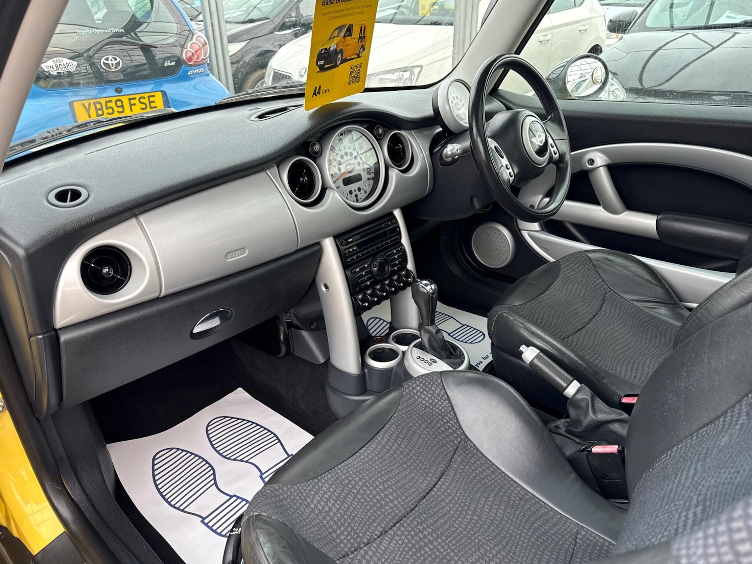 Used MINI Hatch 2002 for sale - 76398711: Photo 26