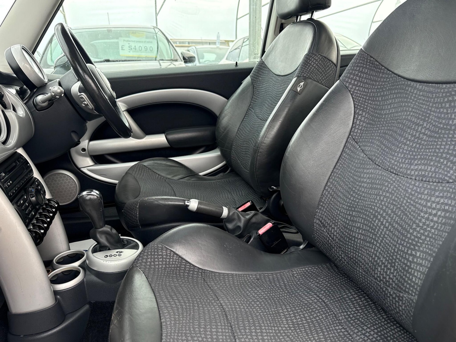 Used MINI Hatch 2002 for sale - 76398711: Photo 63