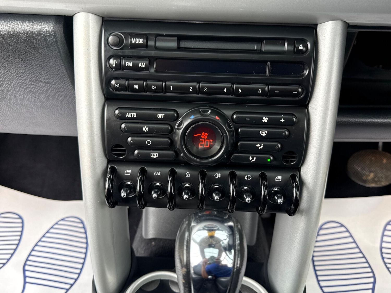 Used MINI Hatch 2002 for sale - 76398711: Photo 73