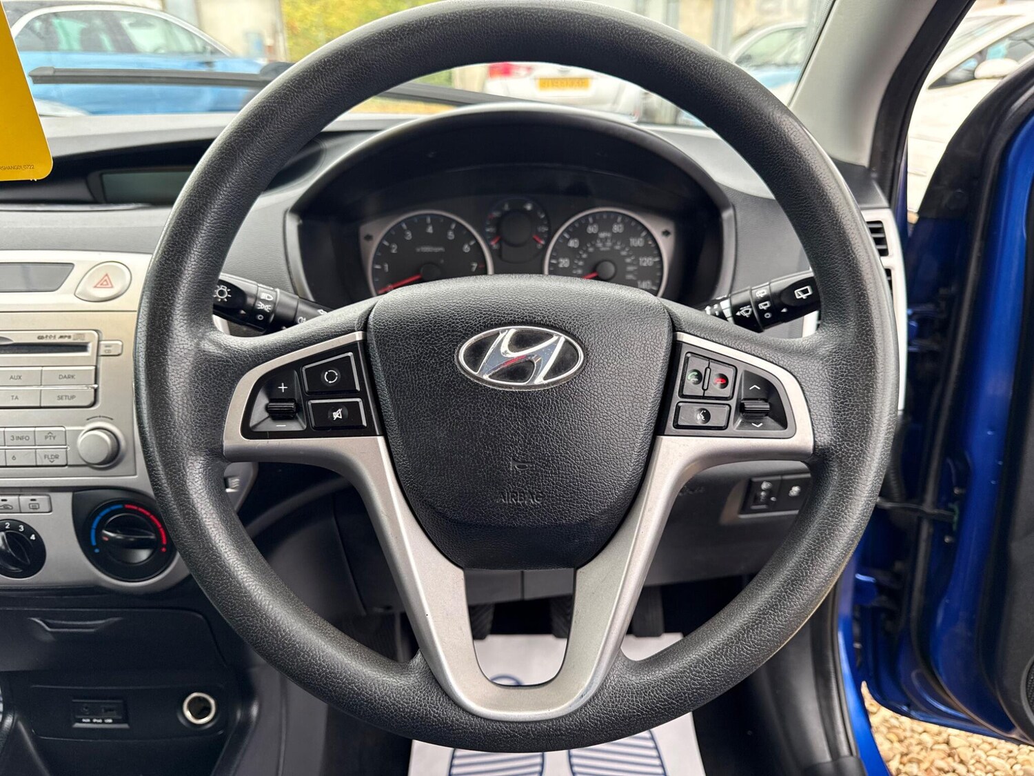 Used Hyundai i20 2011 for sale - 76247525: Photo 62