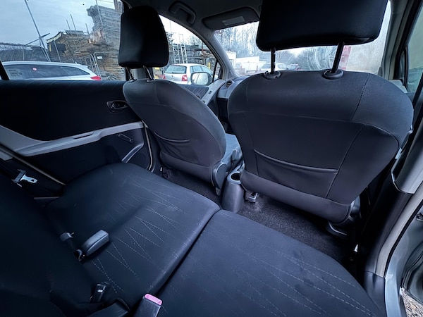 Used Toyota Yaris 2007 for sale - 76214749: Photo 27