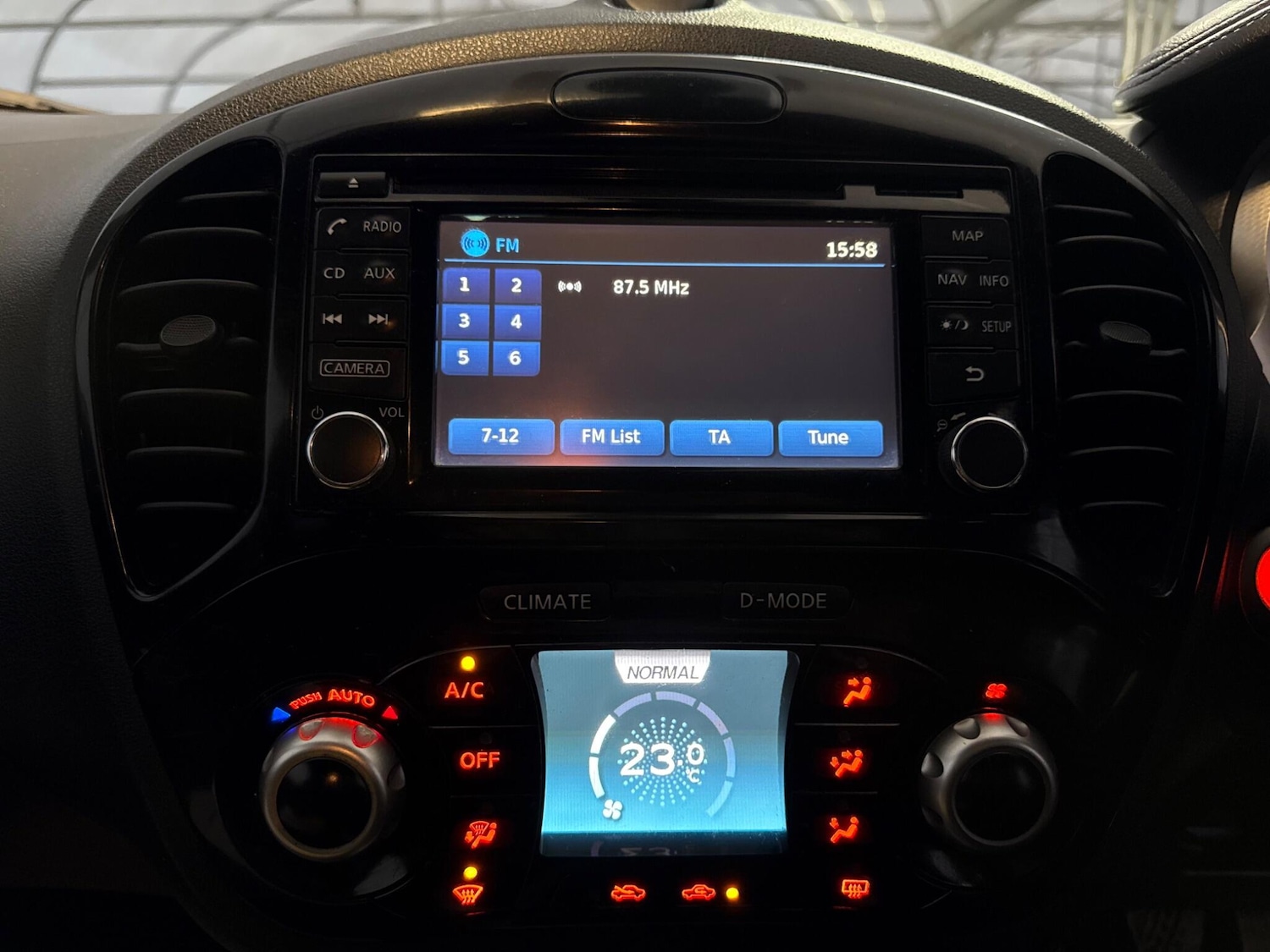 Used Nissan Juke 2017 for sale - 77794215: Photo 71