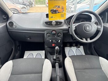 Used Renault Clio 2010 for sale - 78307436: Photo