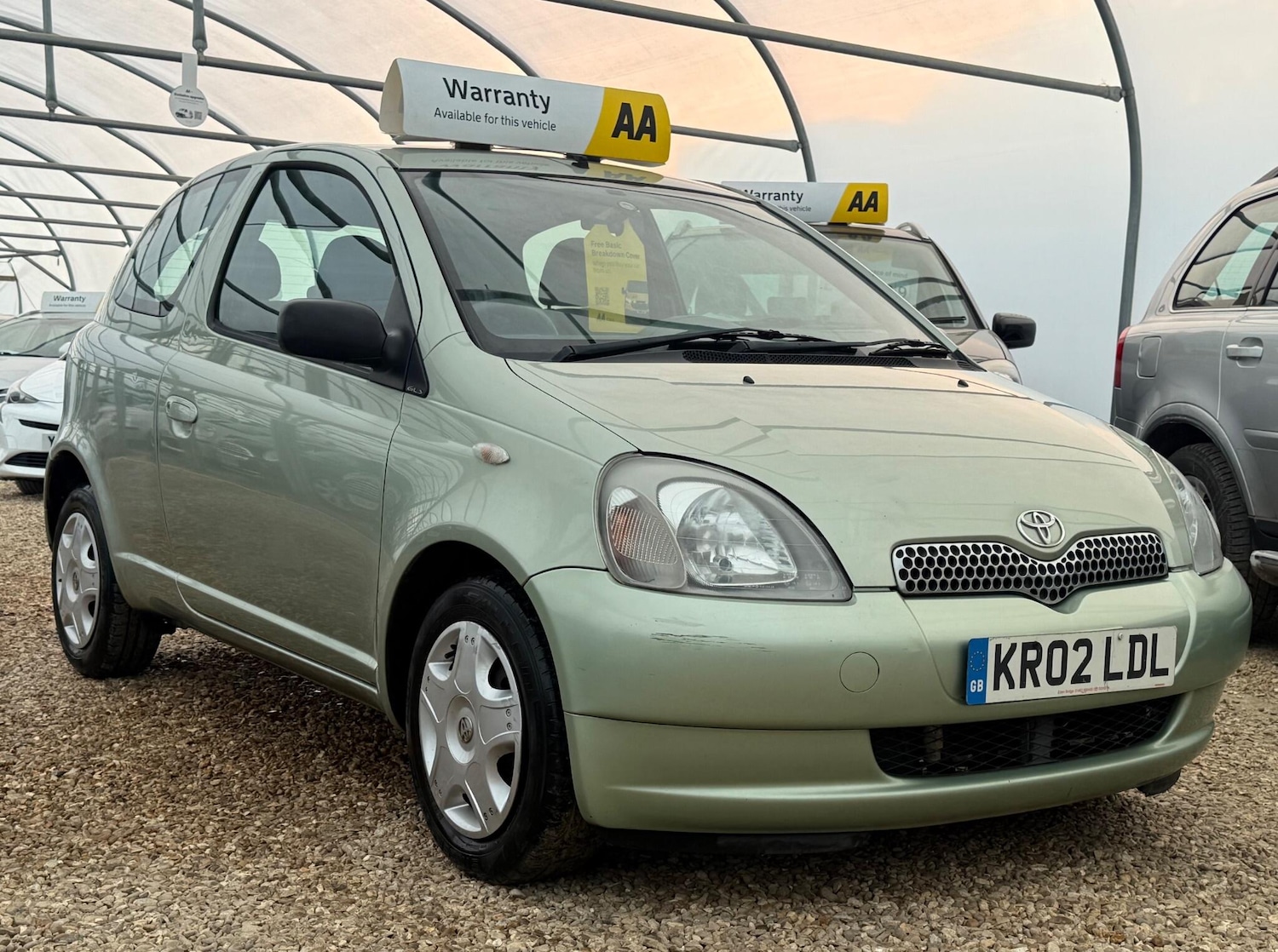 Used Toyota Yaris 2002 for sale - 76138521: Photo 1