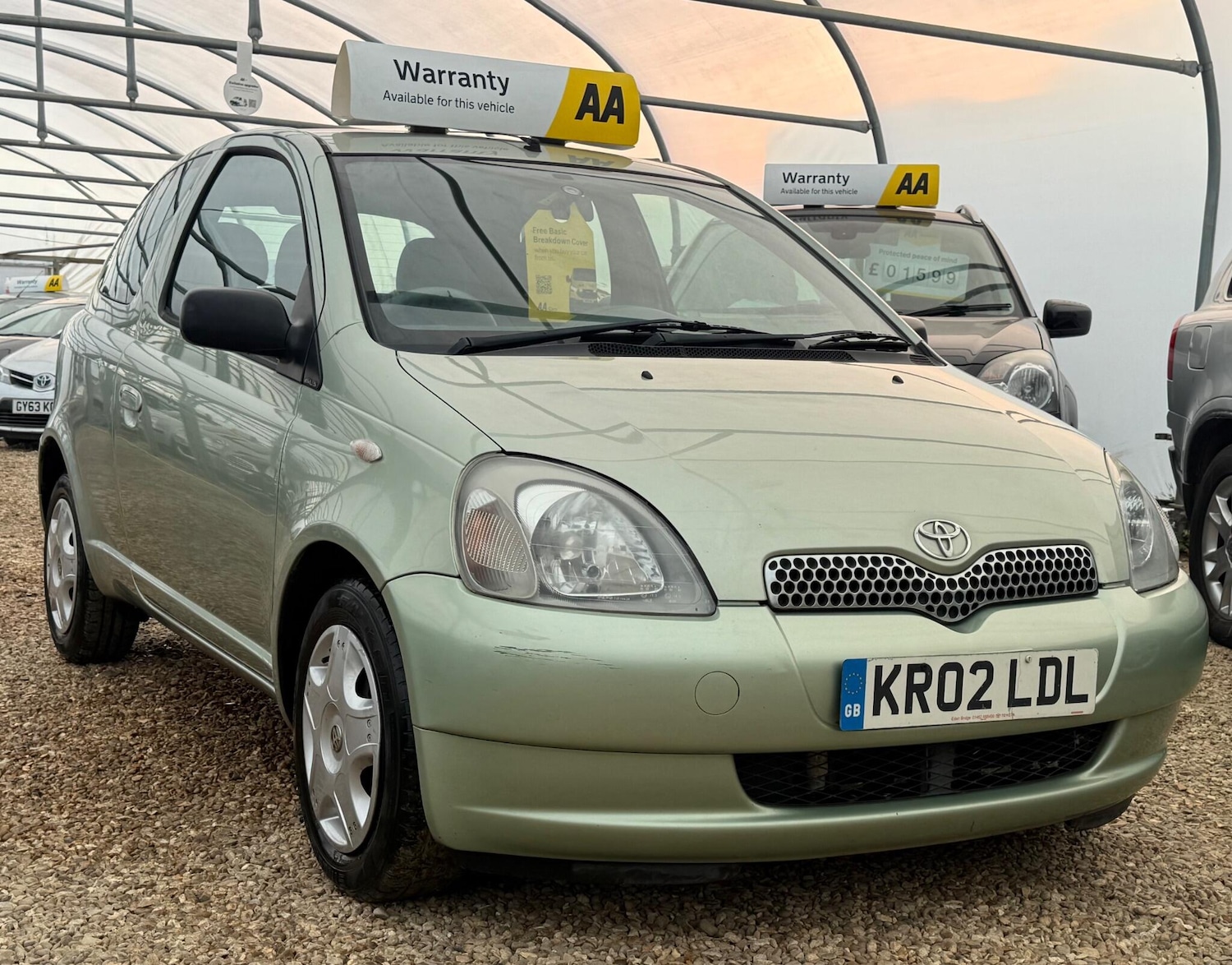 Used Toyota Yaris 2002 for sale - 76138521: Photo 29