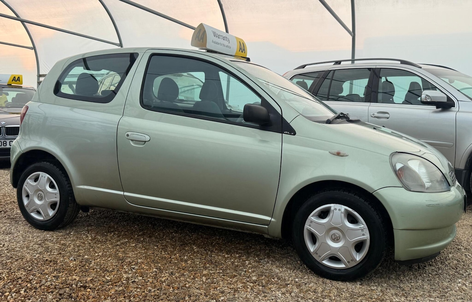 Used Toyota Yaris 2002 for sale - 76138521: Photo 31