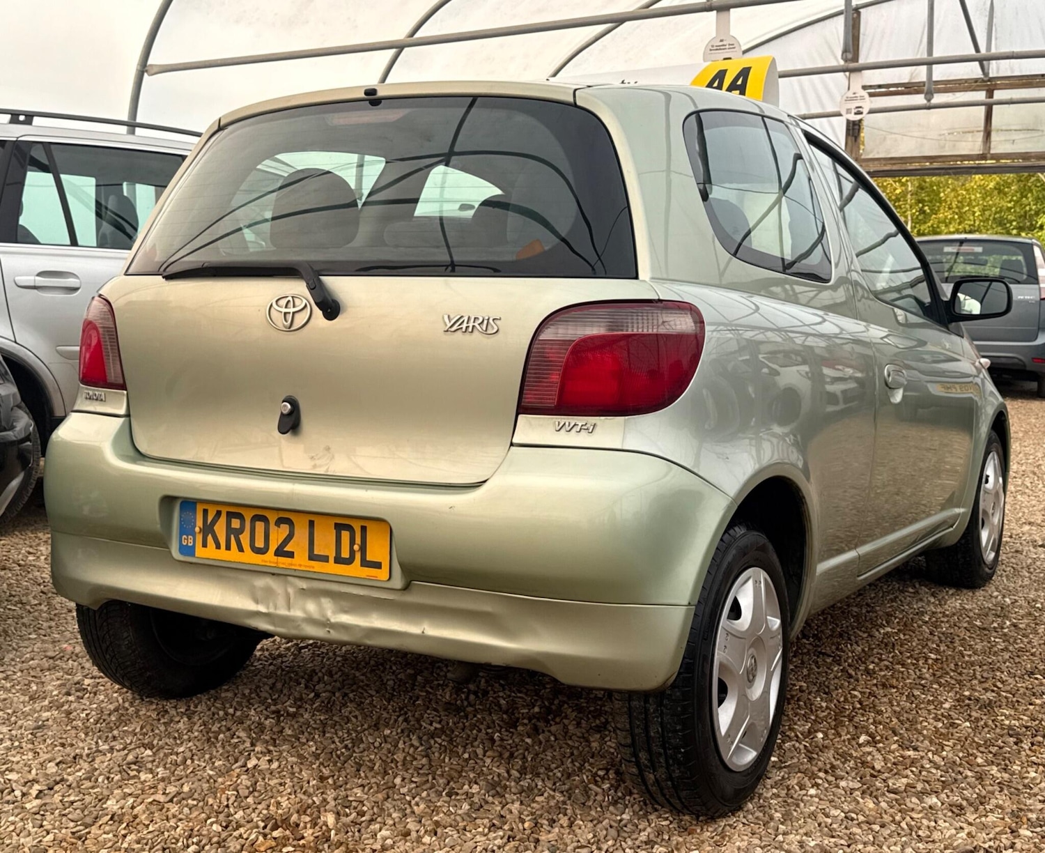 Used Toyota Yaris 2002 for sale - 76138521: Photo 36